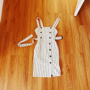 Midi striped dress! 😍